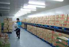 公司要建一個(gè)2500立方食品冷庫，預(yù)算在多少錢